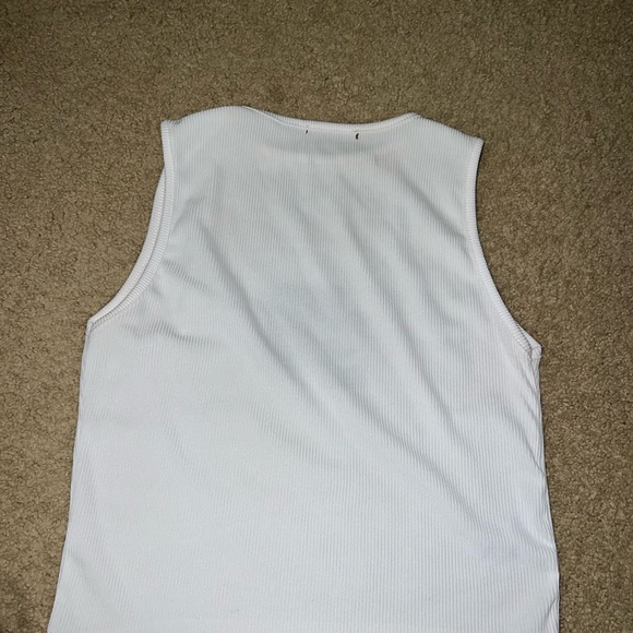white tank from pretty little thing - Picture 2 of 2